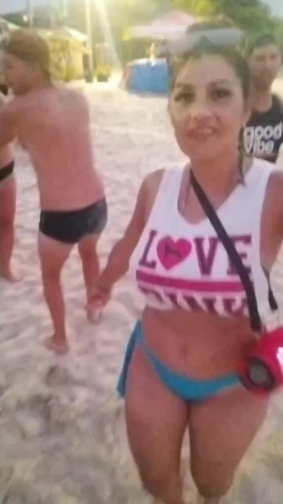 @Ana Tintorri