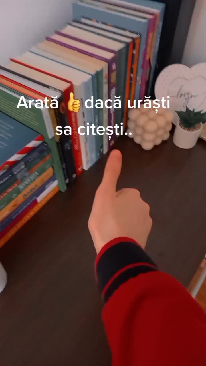 @Sky_cea_cu_cărții