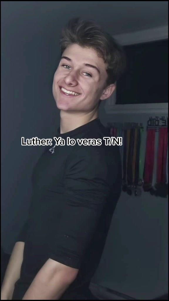@HistoriaUmbrella