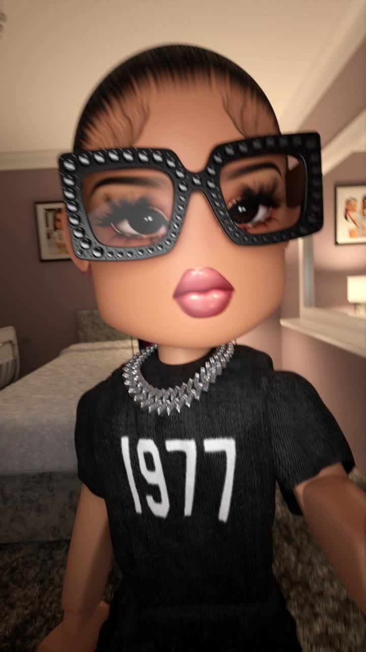 @MyaaDior ᥫ᭡.