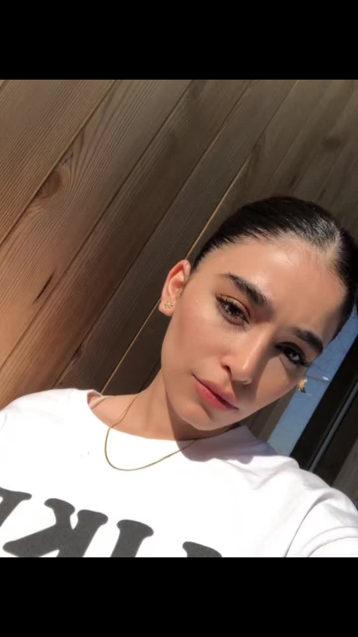 @Heliashayann