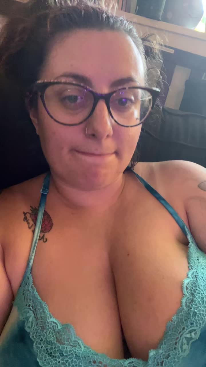 @Ali Novak