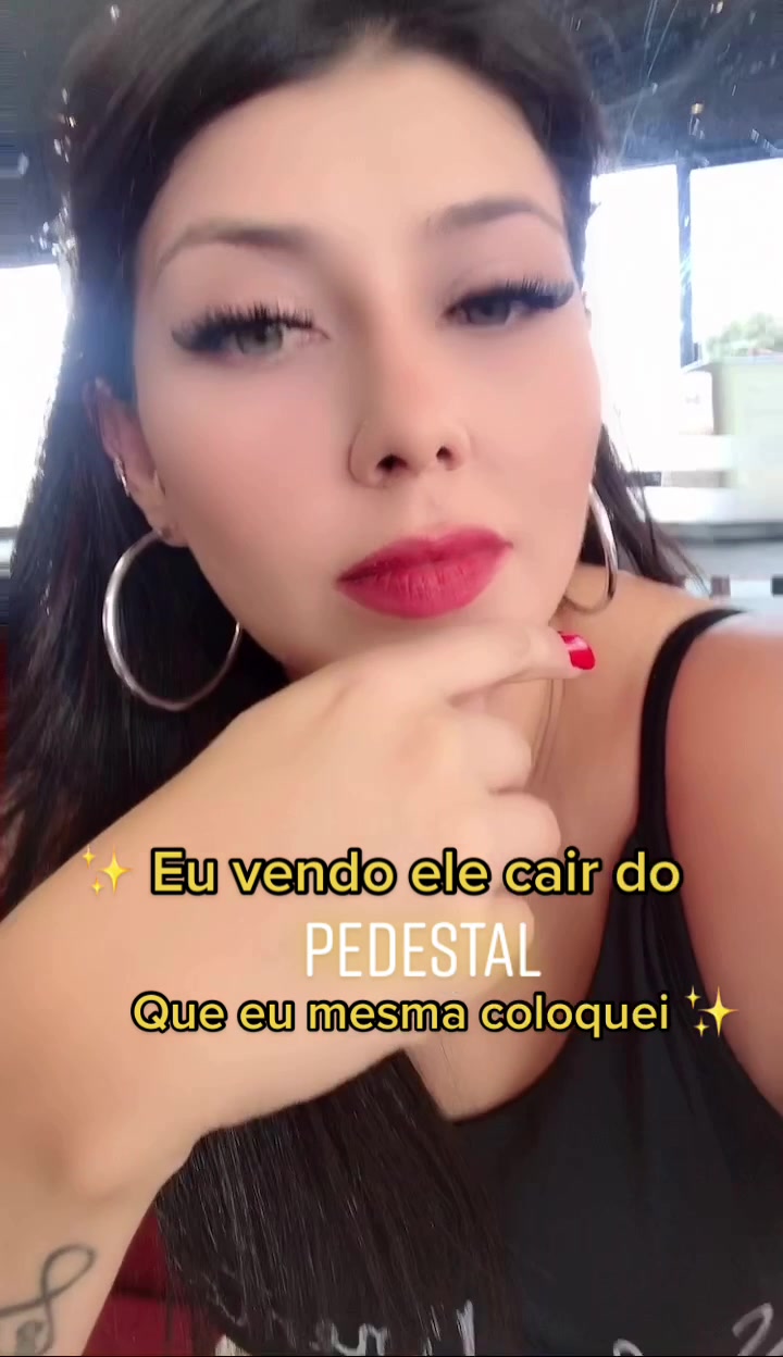 @Larissa Mendess
