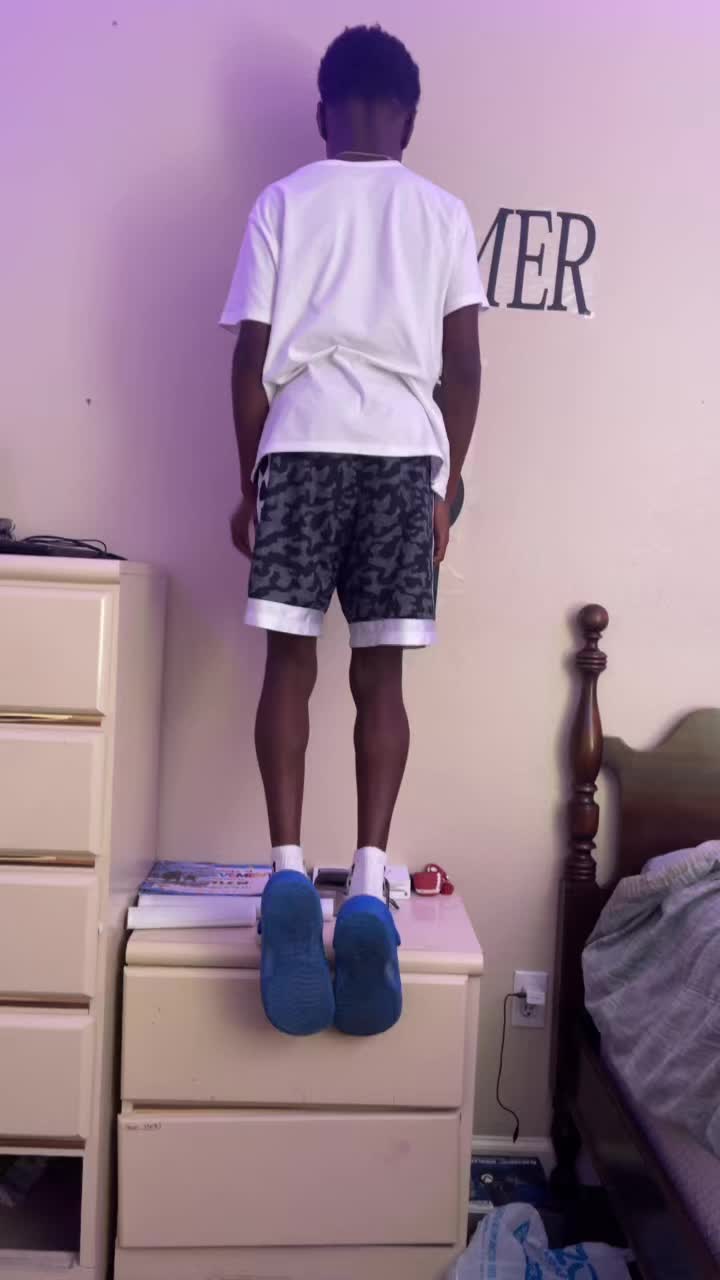 @JAY.