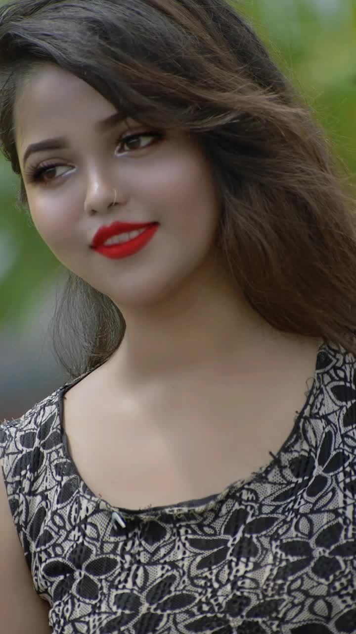 @AnishaDasAnishaDas