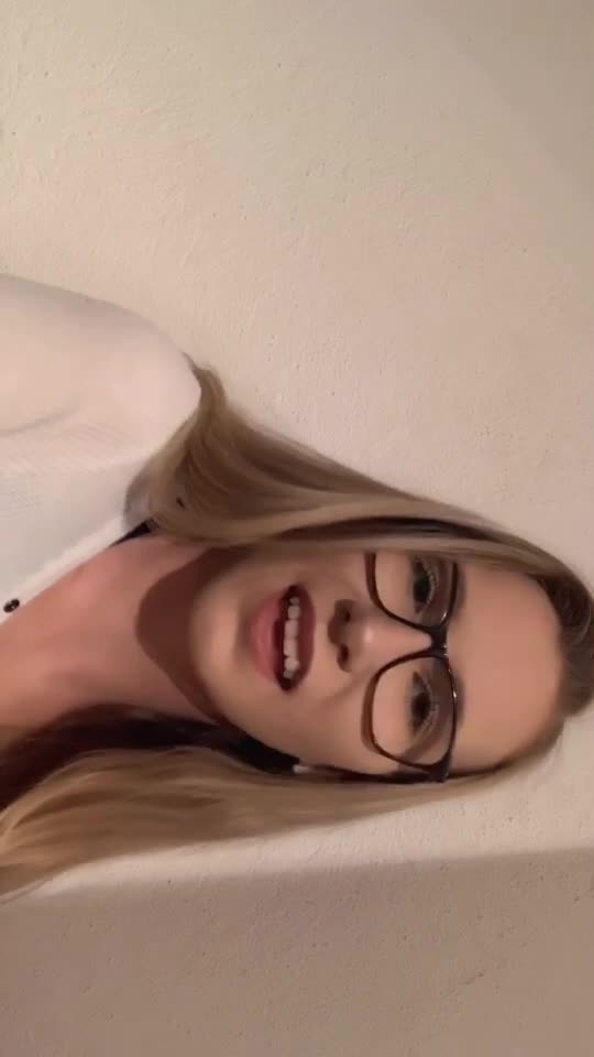 @Julia 💫
