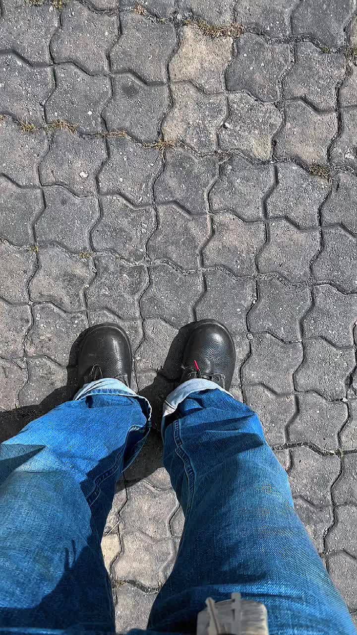 @M.F.@