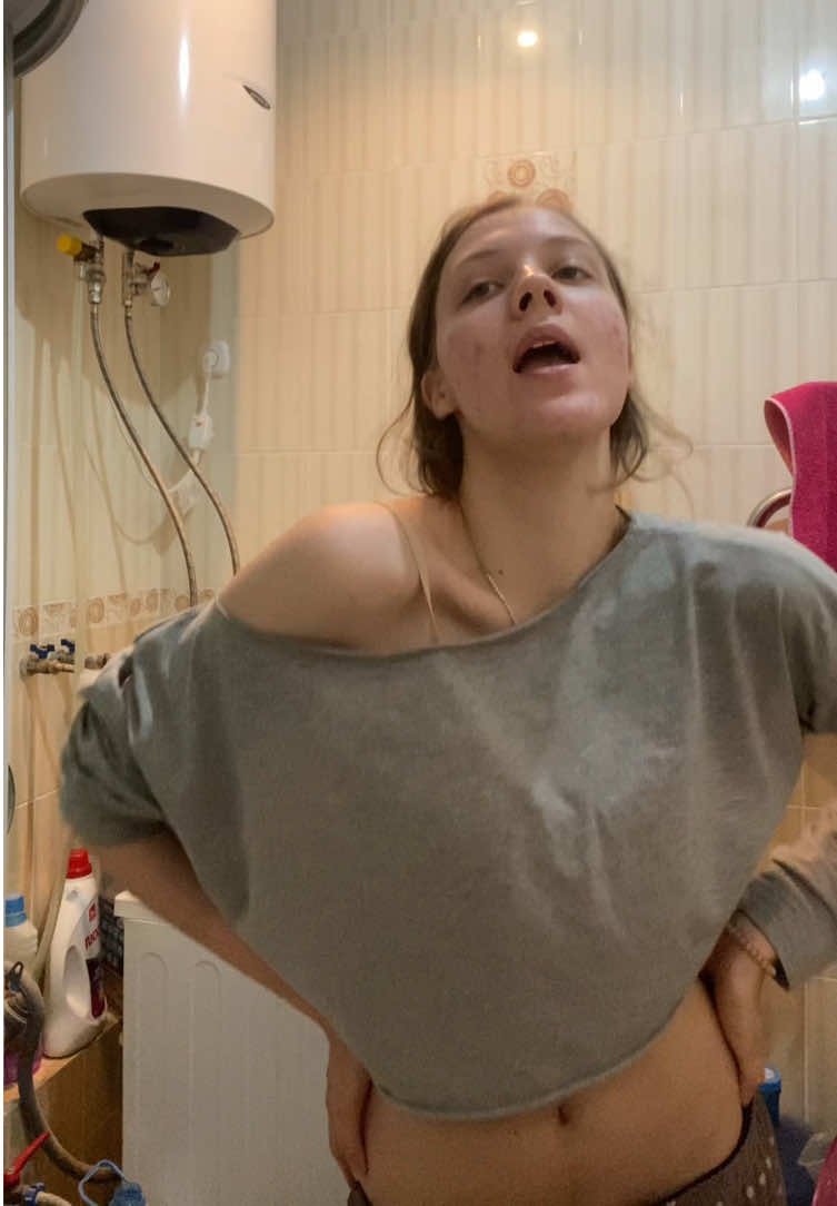 @thelanamog
