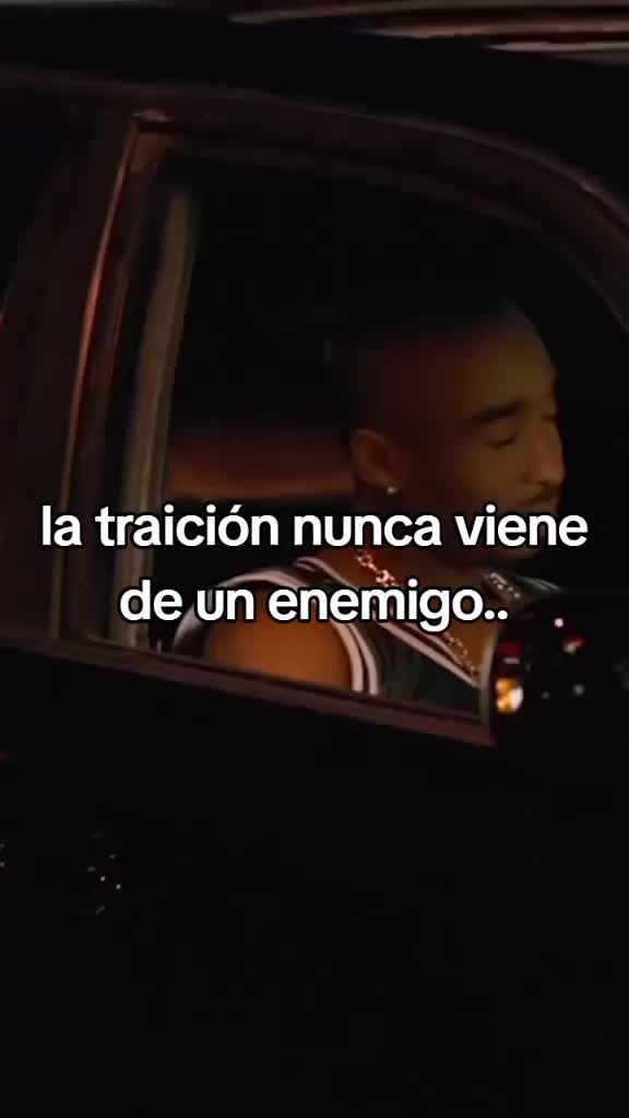 @Gin👽🕸️