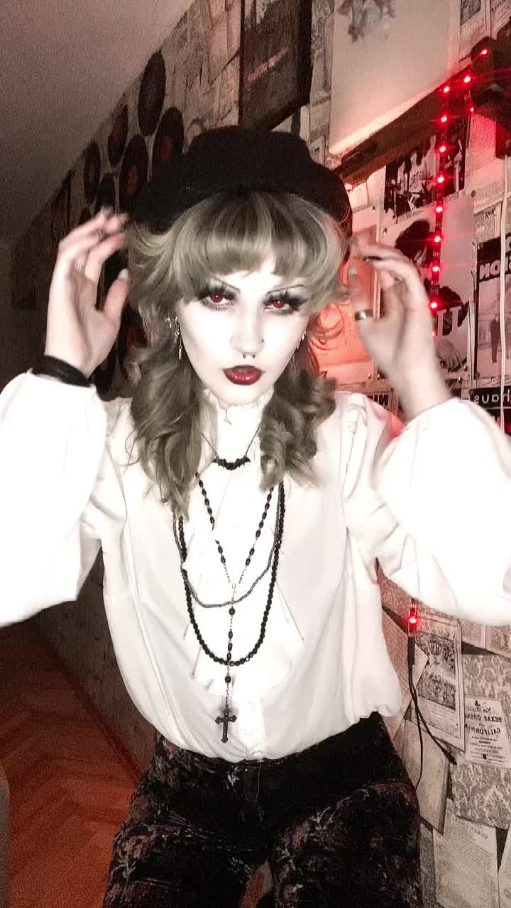 @𝕯𝖊𝖊𝖆🦇