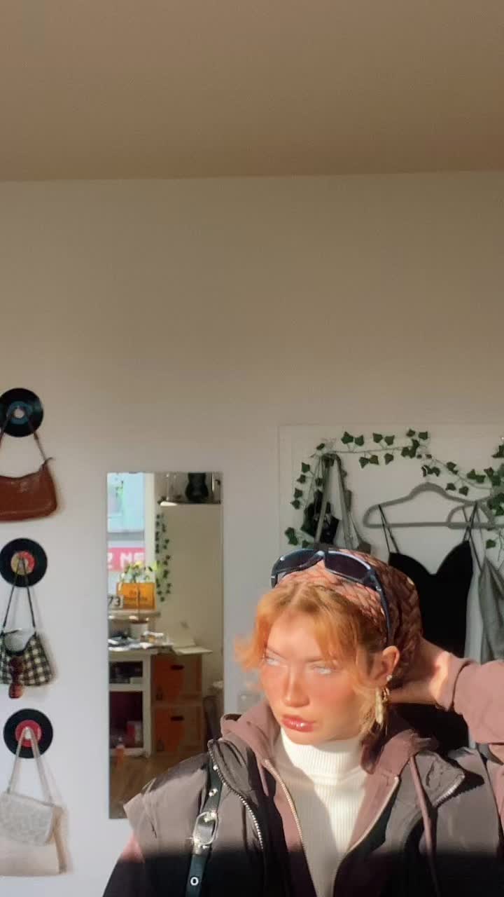 @Lily