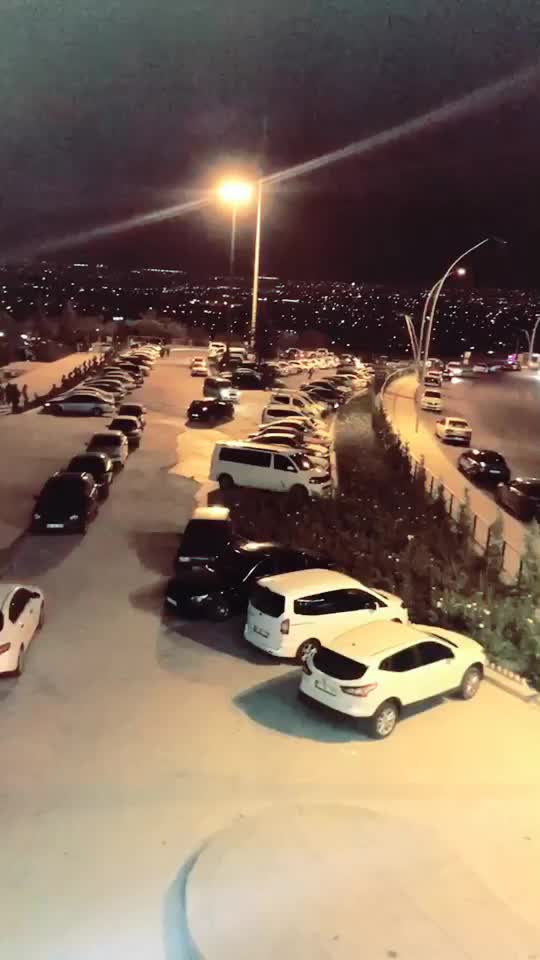 @Gonyalı