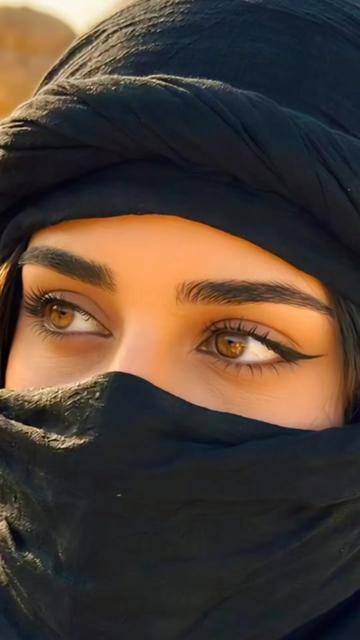 @عاشقه بلا عنوان