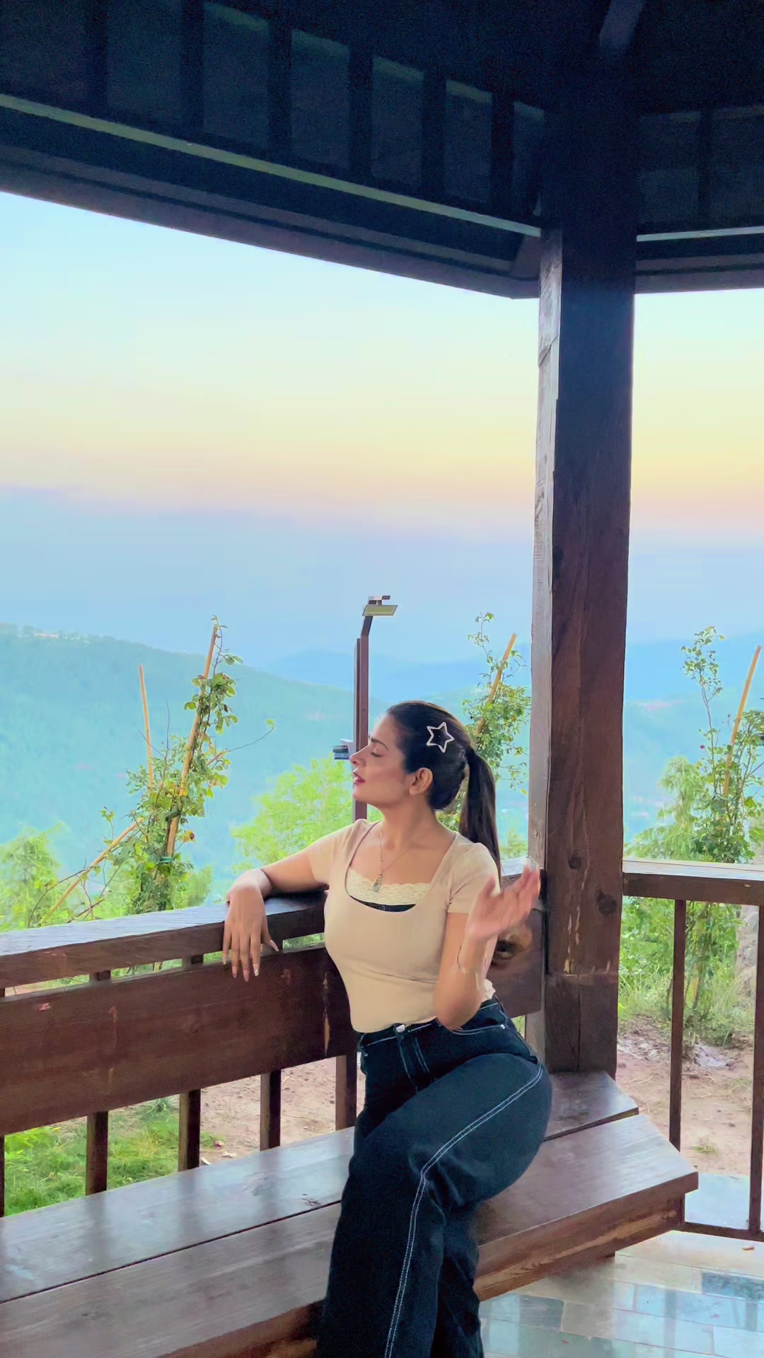 @Saba Chaudhry