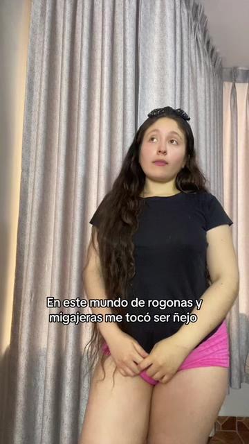 @camilareyeslara