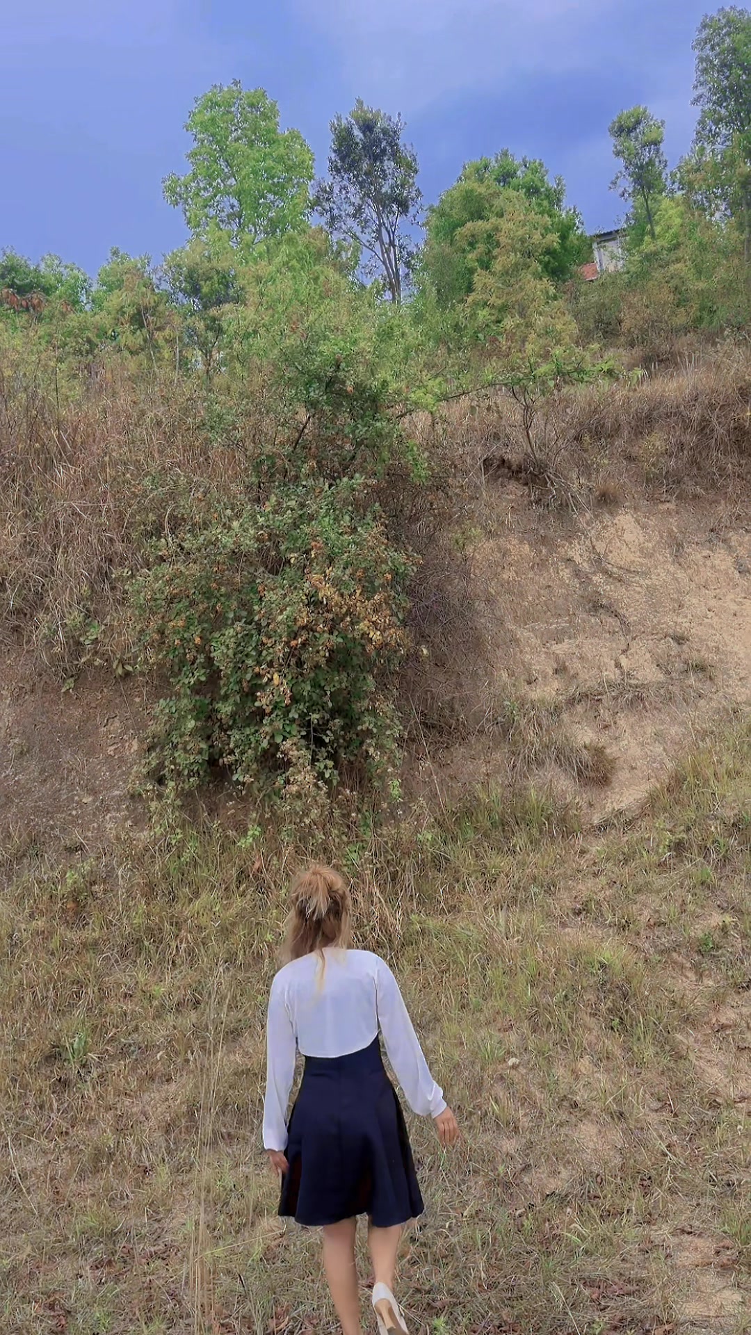 @थापा Riचा🦋🦚⛰️