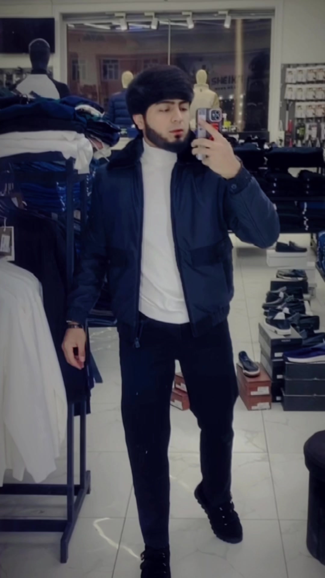 @𝓐𝓵𝓲.𝓐𝓻𝓪𝓫