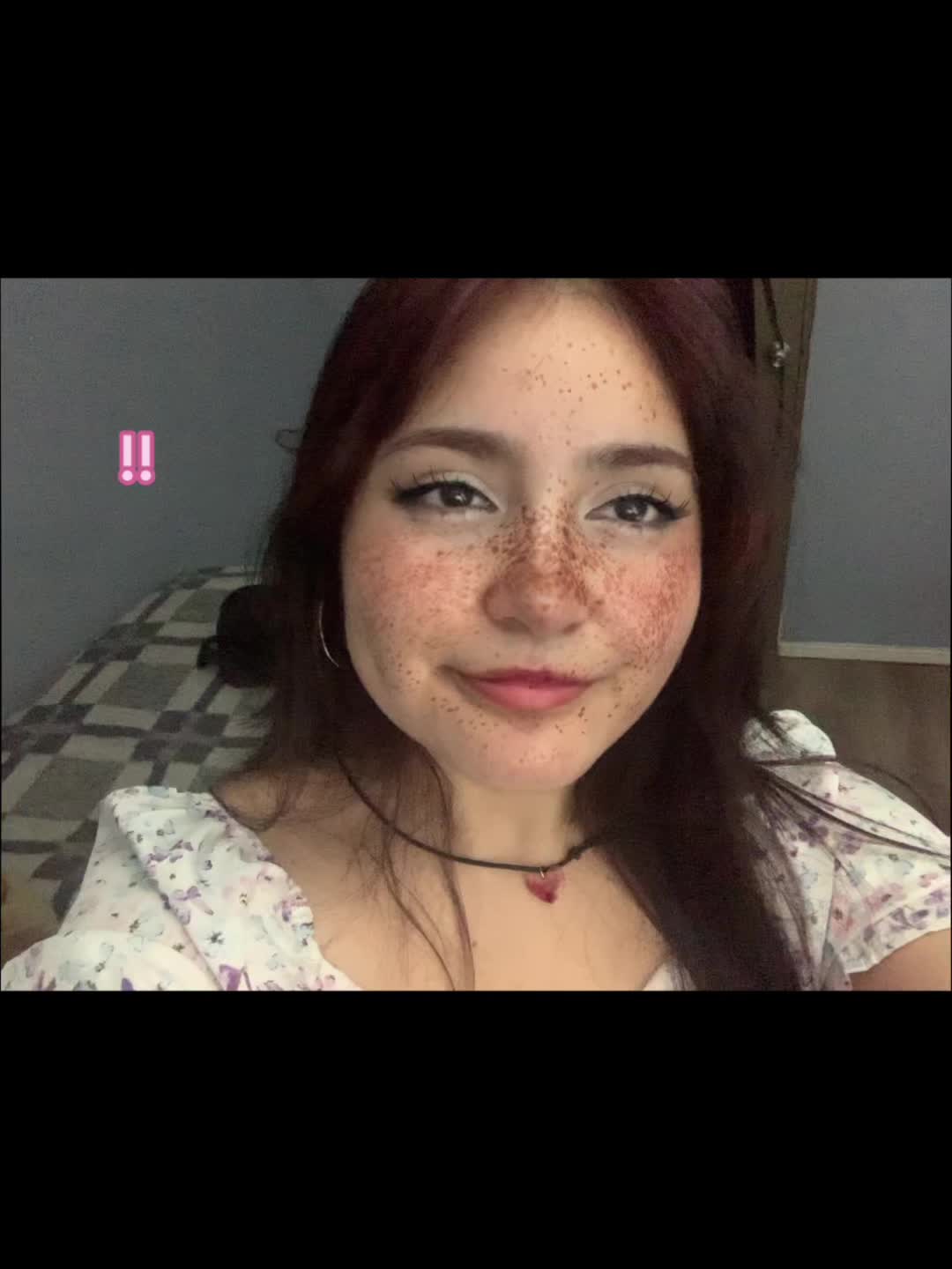 @:3