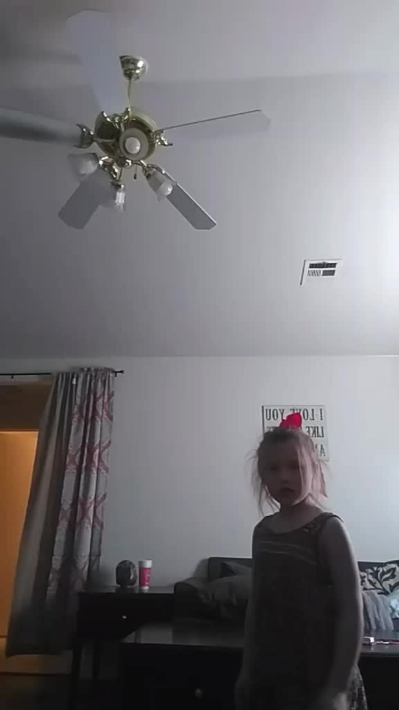 @famouselexi