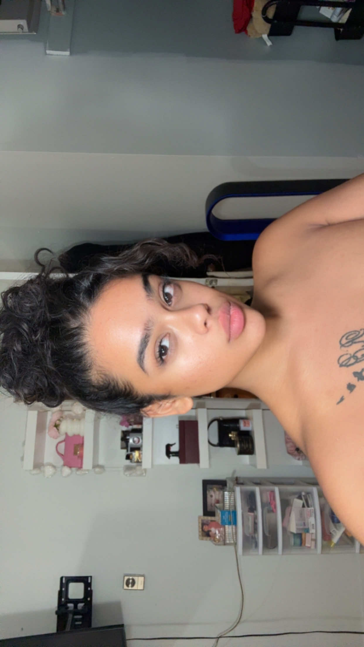 @riribee_