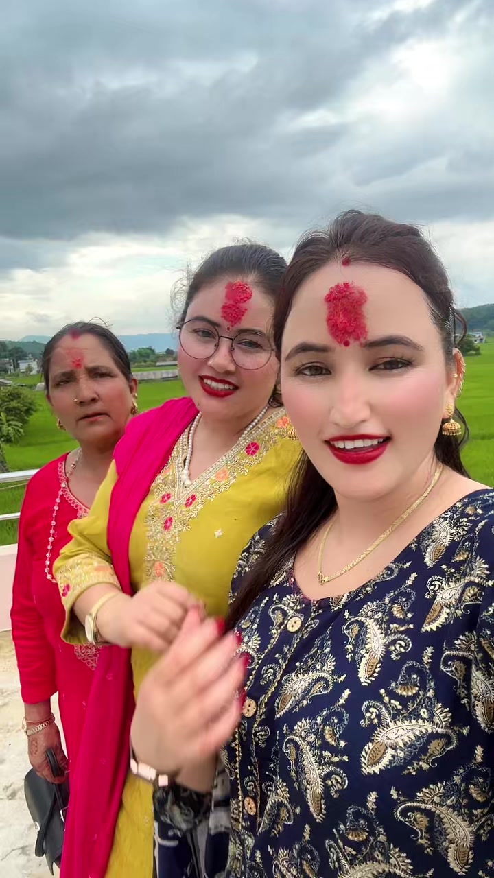 @NISHA OLI❤️