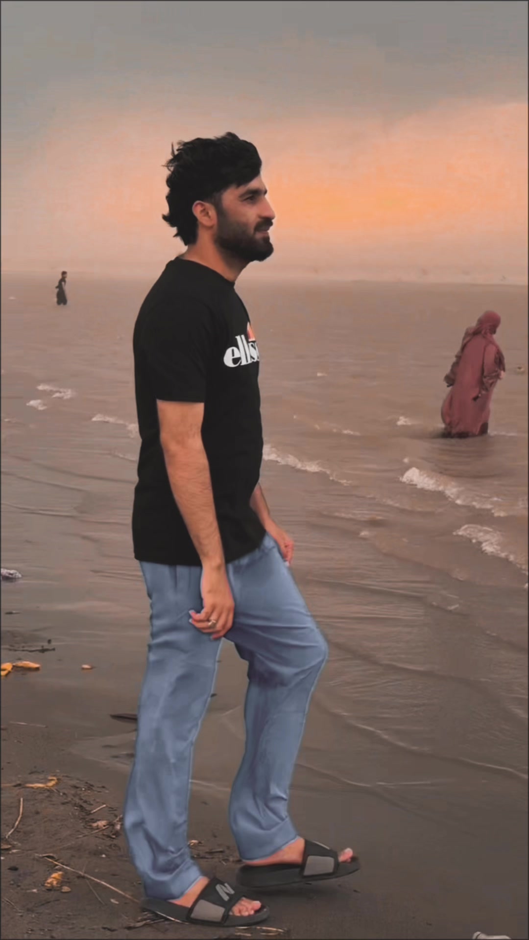 @Zeekhan333
