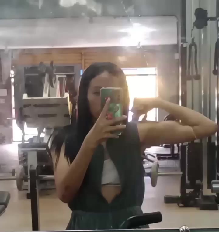 @lucia415