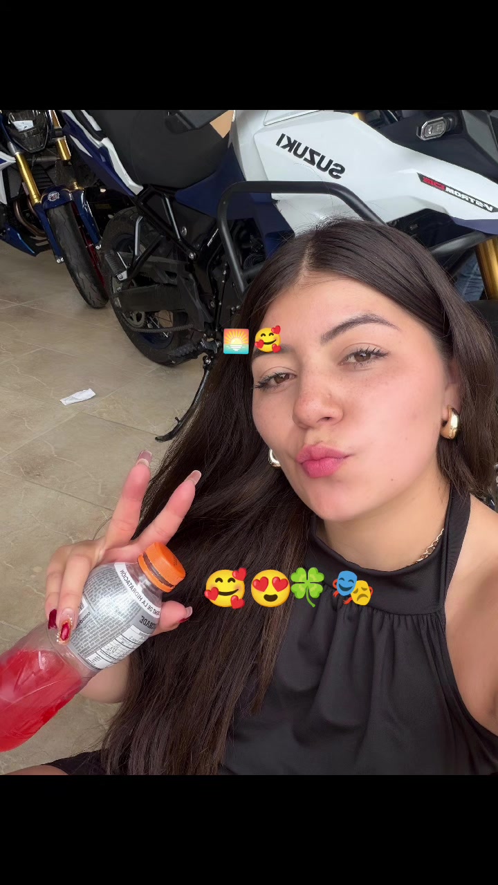 @Lorena27.
