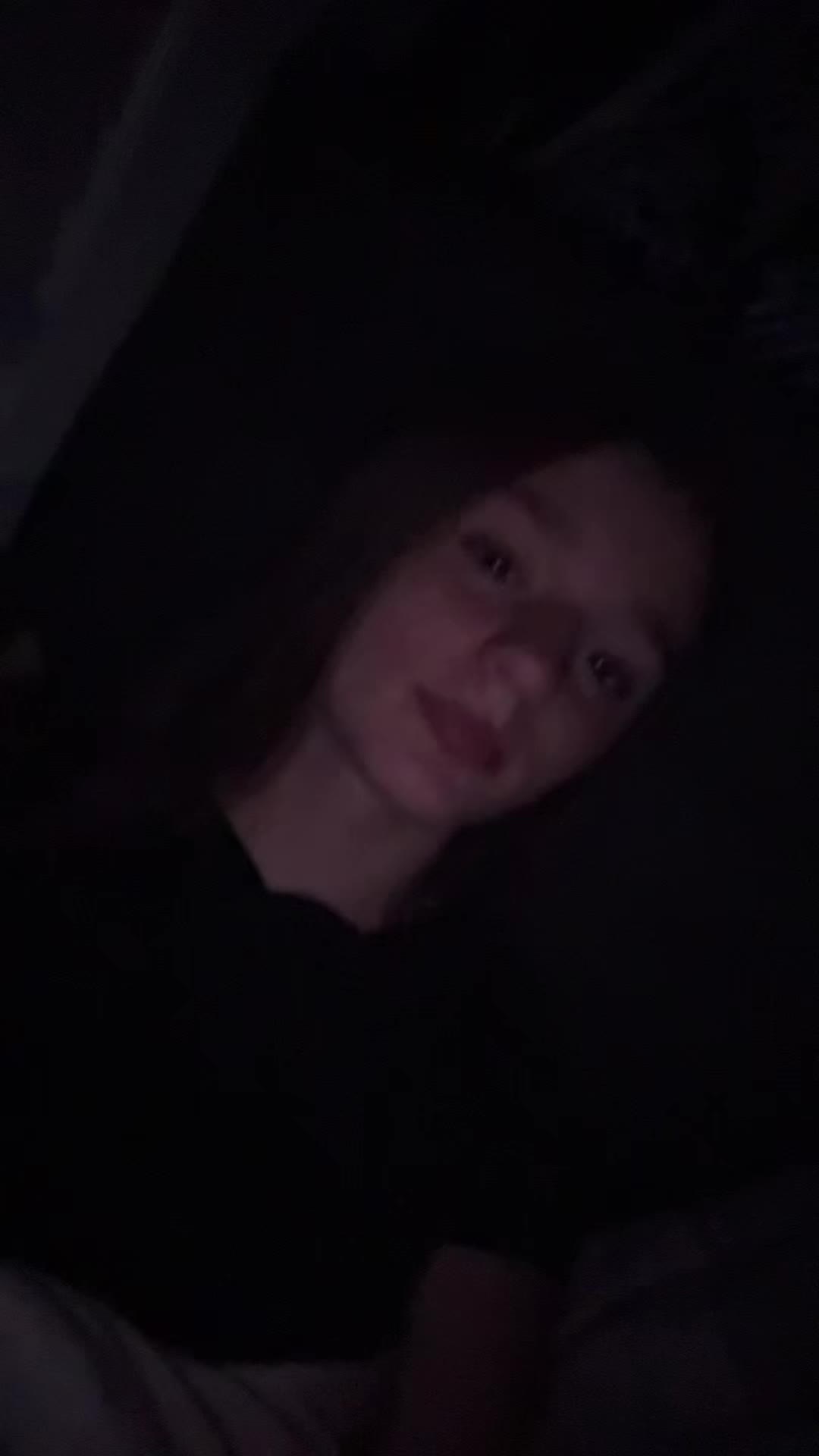 @Bella