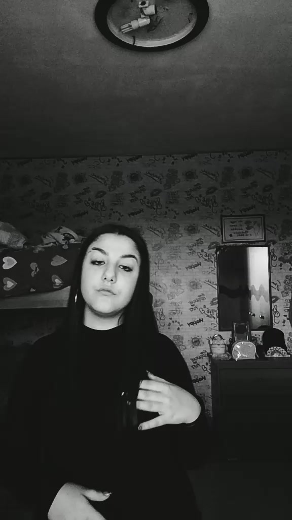 @queen_