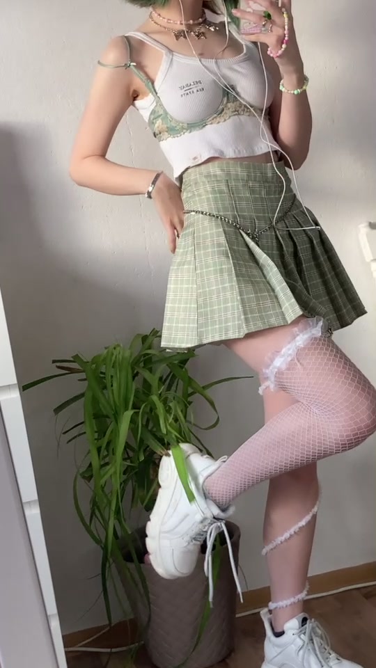 @Oli ₊˚