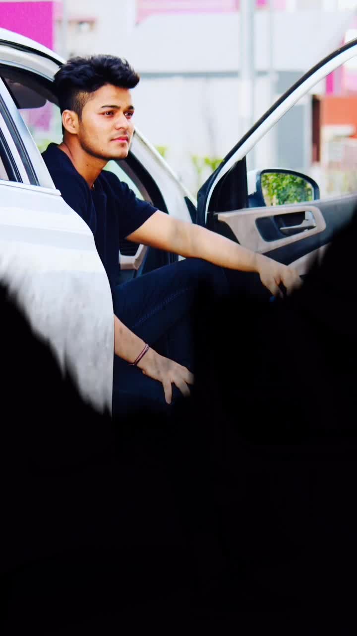 @Mr_Aman02