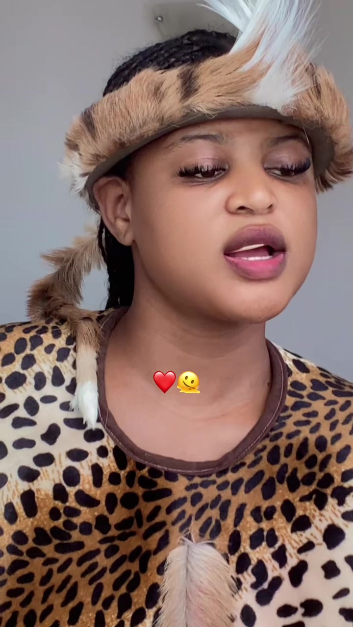 @Lady BooHle 🎭🇿🇦🇿🇼