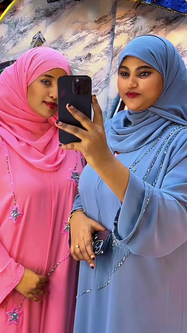 @Emu Fashion🇦🇪