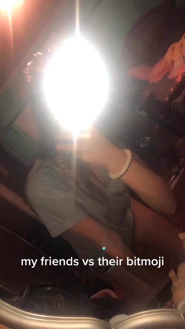 @IZZY HALIE BROOKLYN🥺