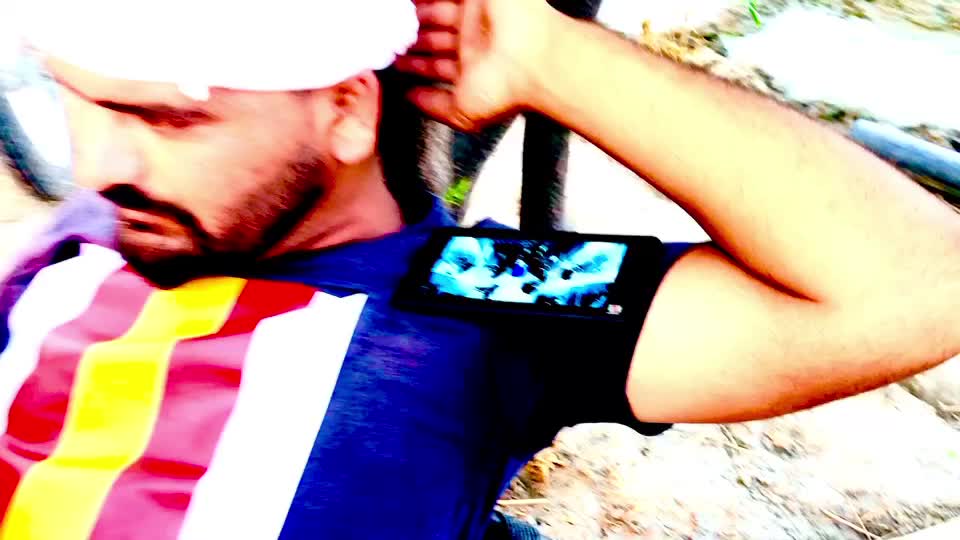 @Moni Mehla