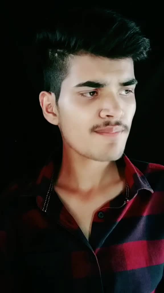 @HÃRSHÚÙ😘😘