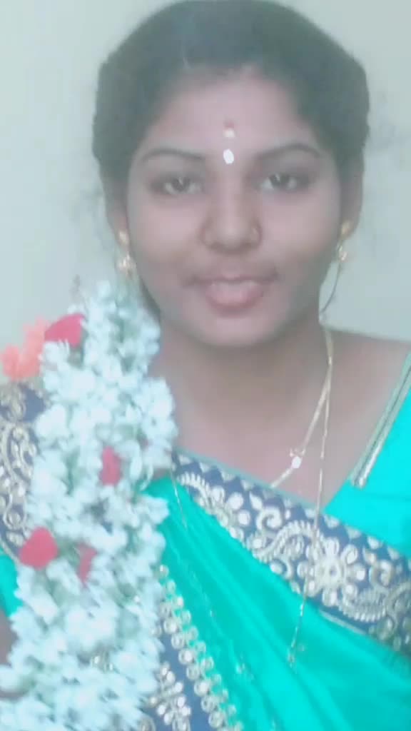 @kaviya