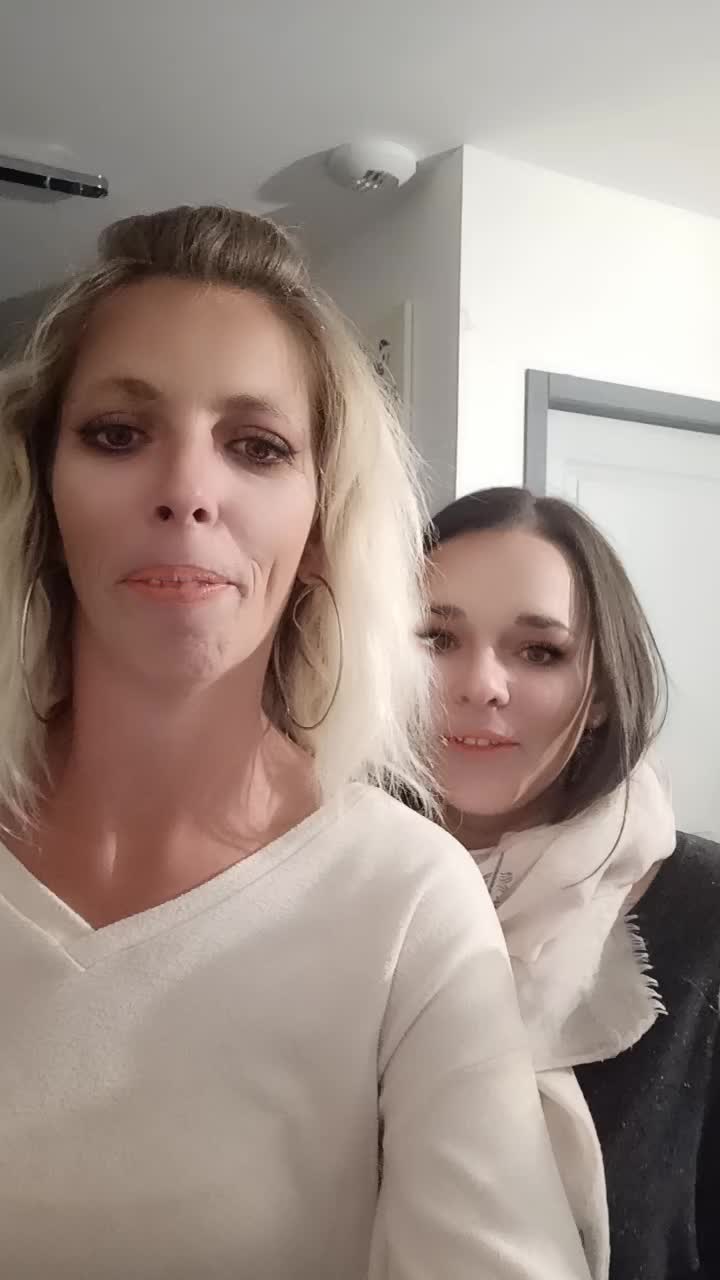 @noemie frachisse
