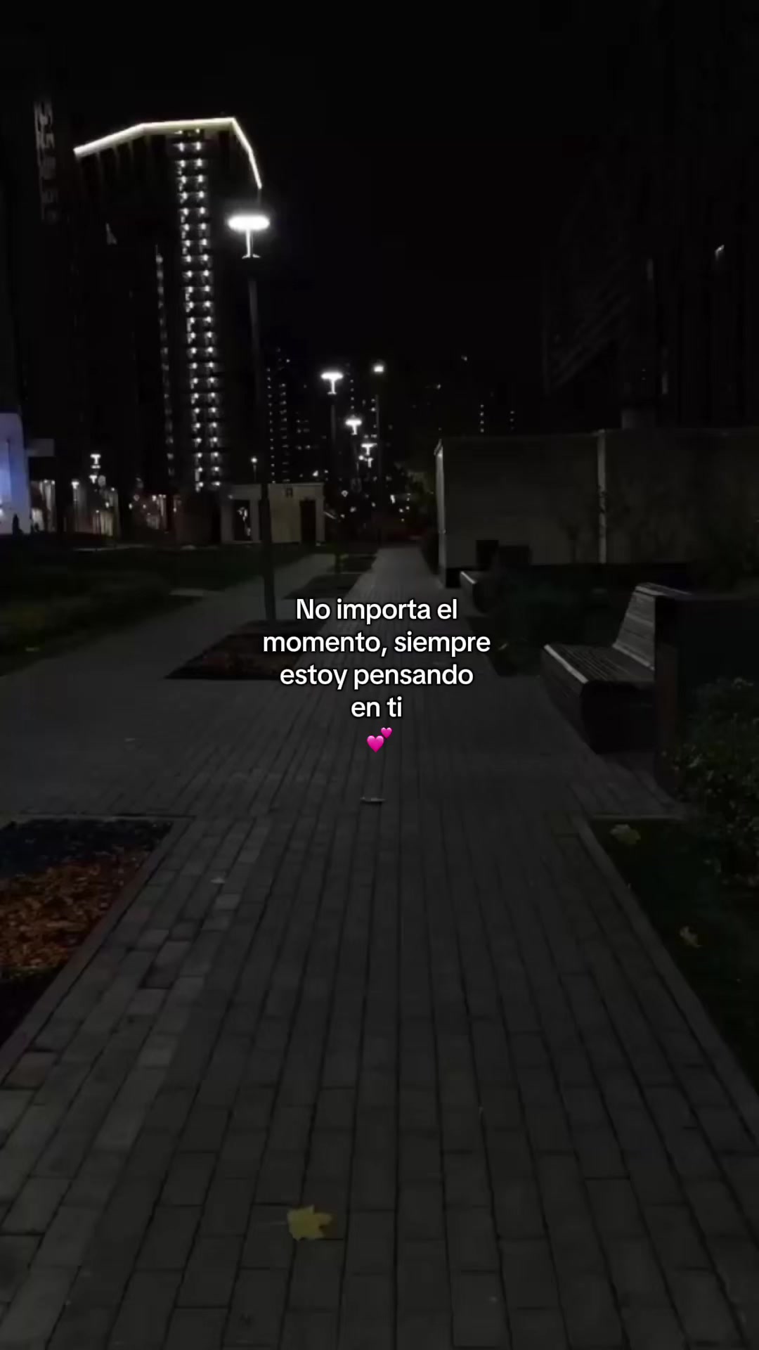 @𝙁𝙍𝘼𝙎𝙀𝙎🧃