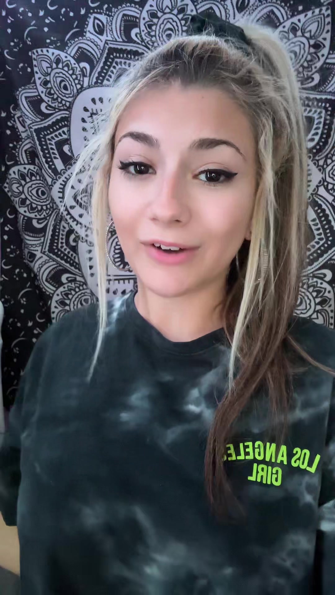@Zoe