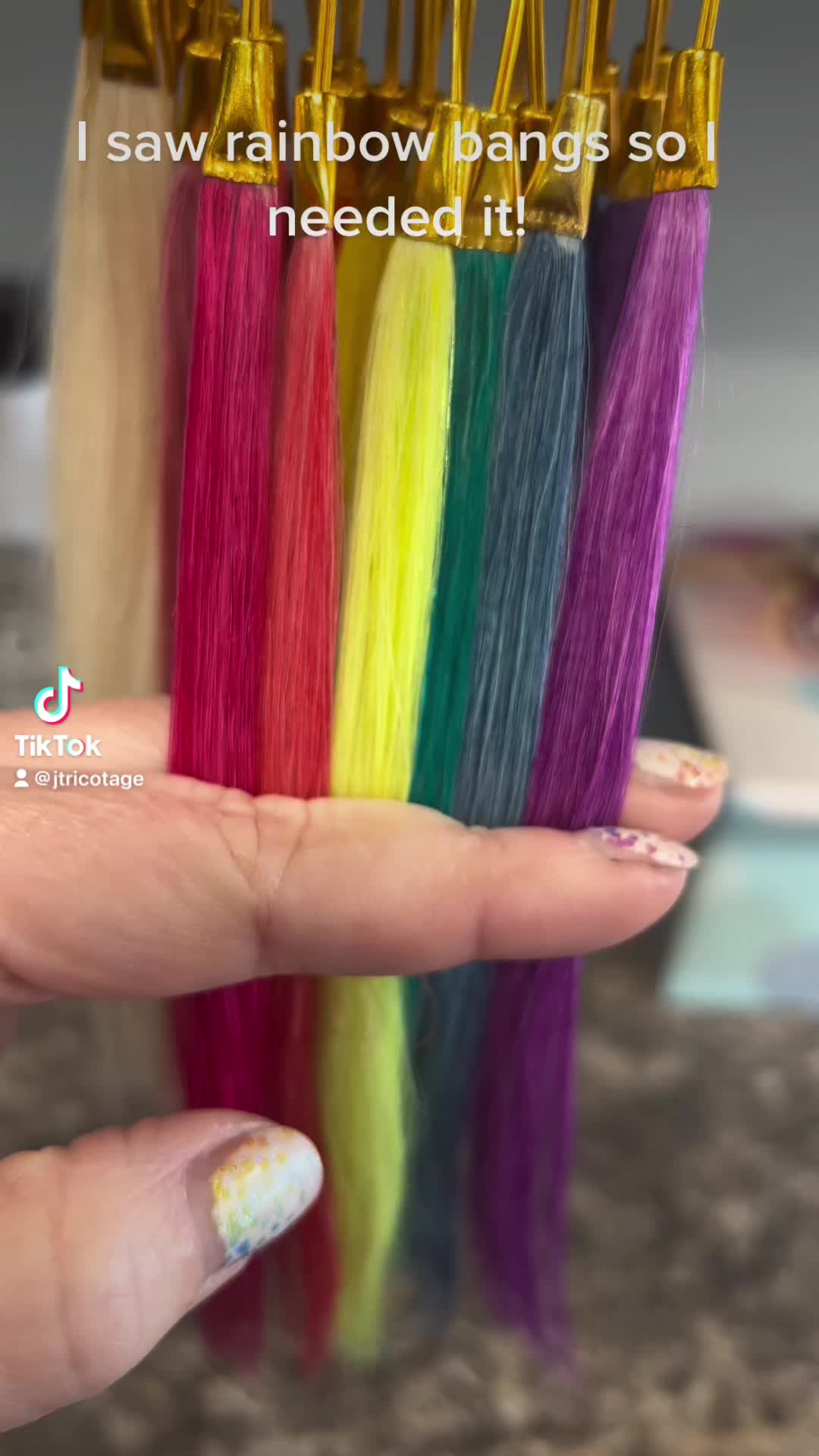 @HairToFizz