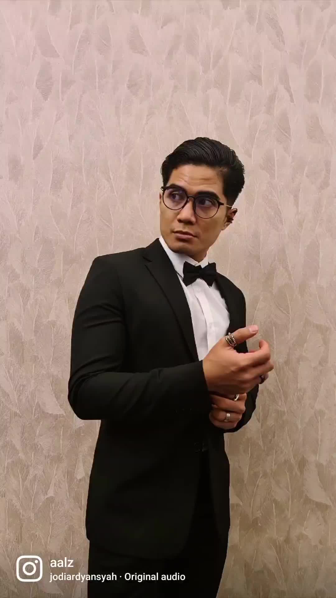 @Akbar_AL_