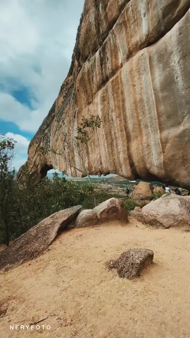 @pedrafuradapeoficial