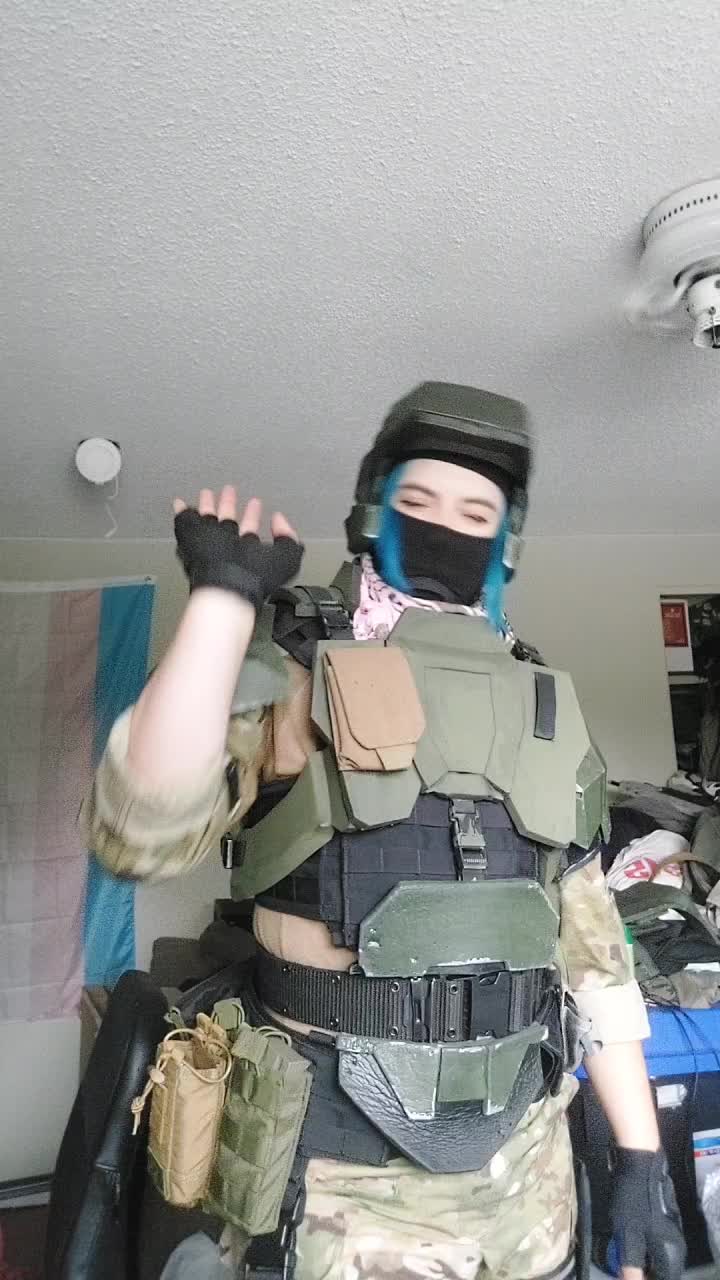 @halfboxgorl