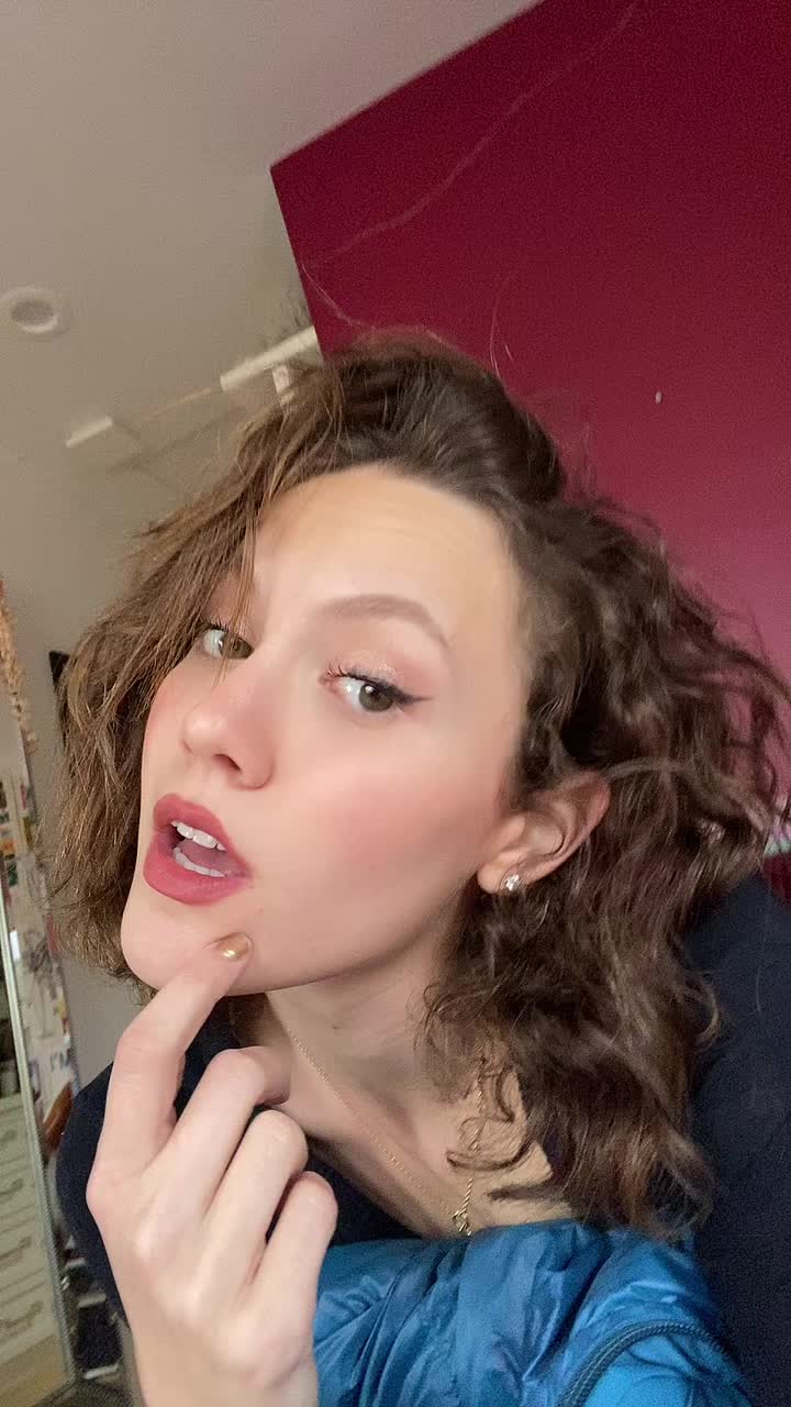 @irisapatow