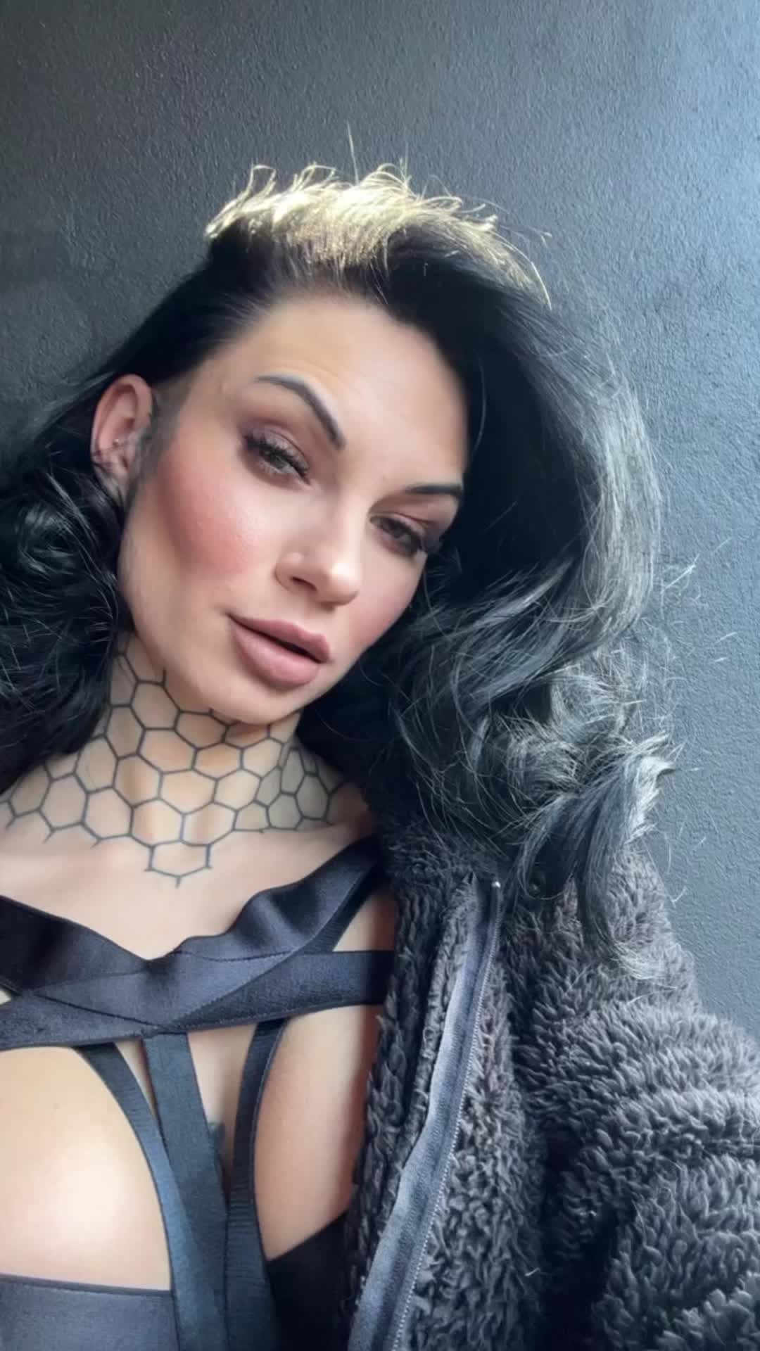@beephillips__