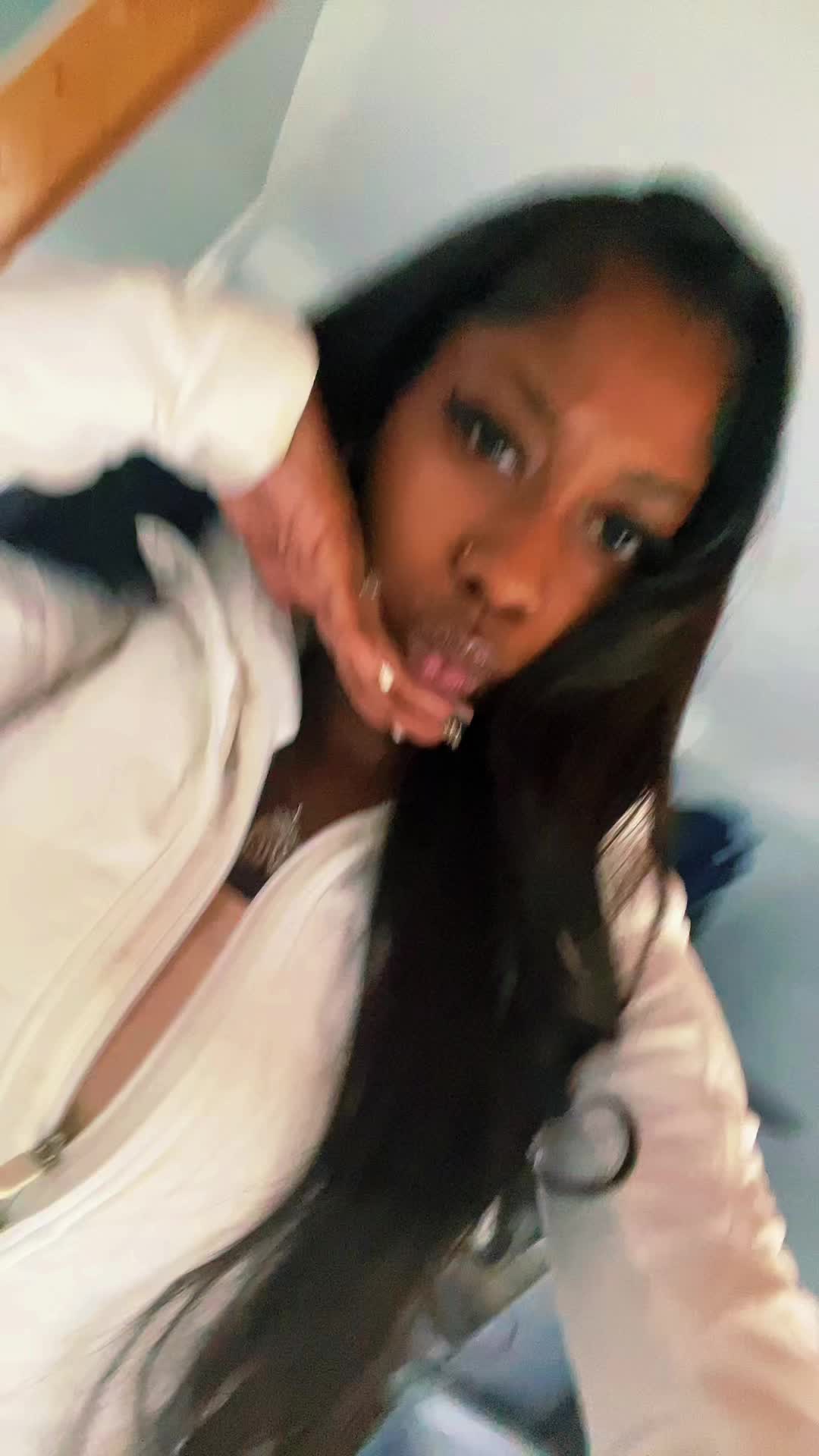 @Bentley Sister🌺