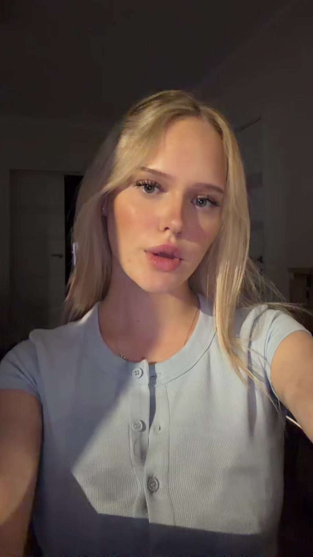 @👩🏼