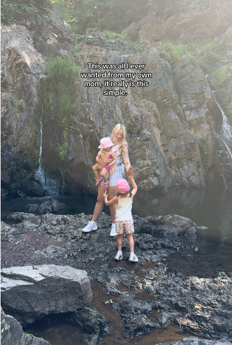 @Sarah Harrison | SAHM 🧸